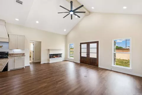 Living - 7319 Tiff Nicole Ln, Von Ormy, TX 78073 photo 3 of 7