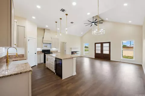 Living - 7319 Tiff Nicole Ln, Von Ormy, TX 78073 photo 4 of 7