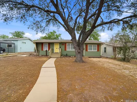 318 Blakeley, San Antonio, TX 78209