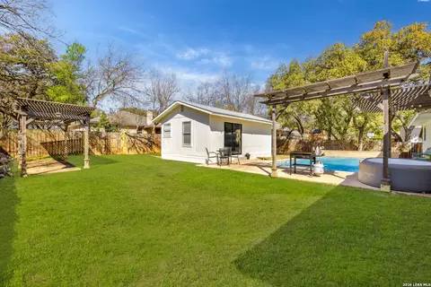17115 Springhill, San Antonio, TX 78232