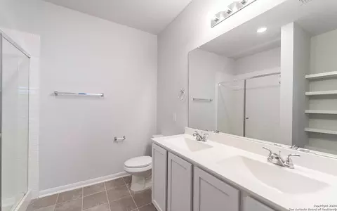 Bath - 5215 Olene Flts, Von Ormy, TX 78073 photo 1 of 2