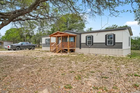 336 County Road 6846, Lytle, TX 78052