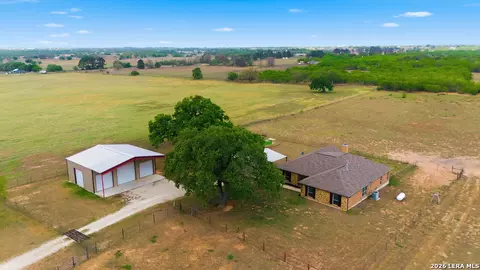 12897 La Vernia Rd, Saint Hedwig, TX 78152