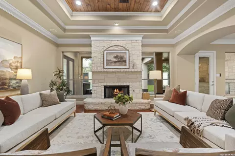 1911 Far Niente, San Antonio, TX 78258
