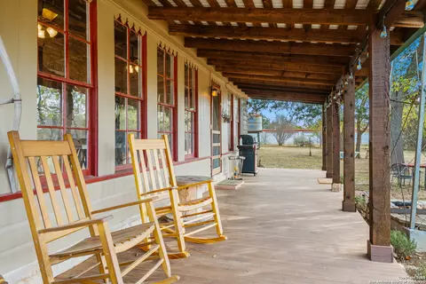 3499 Us Highway 290, Fredericksburg, TX 78624