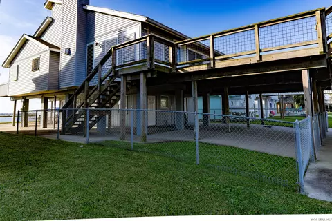 1274 Blue Heron, Hitchcock, TX 77563