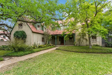 144 Thelma, San Antonio, TX 78212