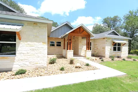 200 Cibolo Way, La Vernia, TX 78121