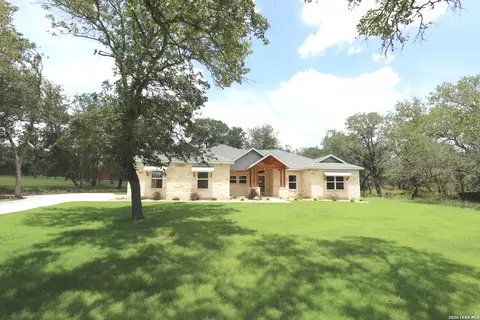 200 Cibolo Way, La Vernia, TX 78121