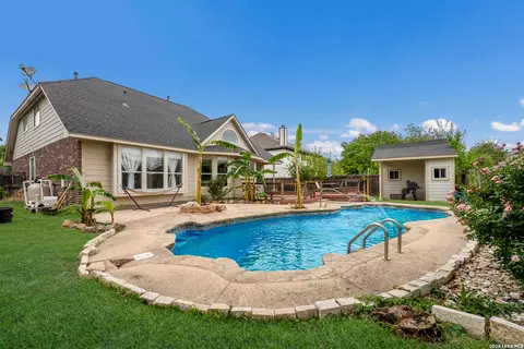531 Raven Rdg, New Braunfels, TX 78130