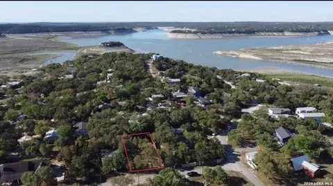 lot7 Blue Cv, Lakehills, TX 78063