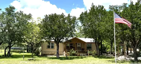 3187 County Road 361, Utopia, TX 78884