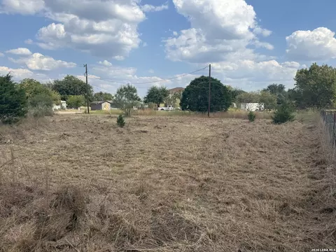 232 Arroyo, Bandera, TX 78003