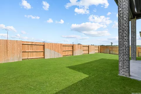 Exterior - 516 Paramus Park, Cibolo, TX 78108 photo 7 of 8