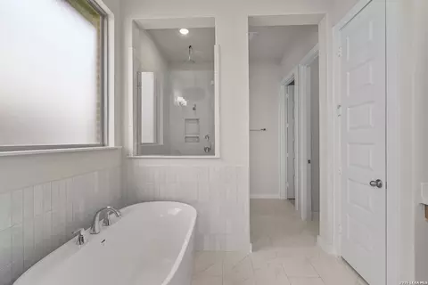 Bath - 516 Paramus Park, Cibolo, TX 78108 photo 7 of 7