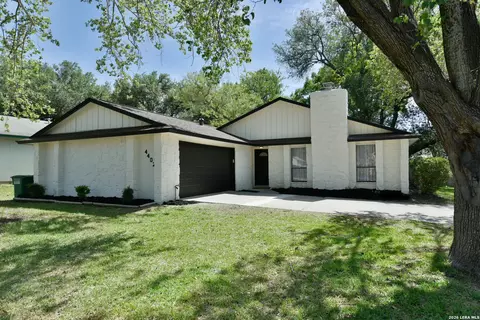 4402 Grantilly St, San Antonio, TX 78217