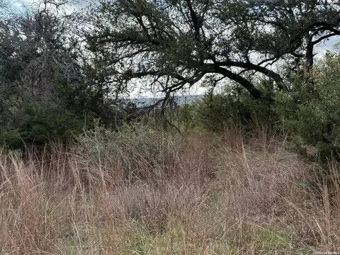 L28 Lipan Apache Run, Blanco, TX 78606