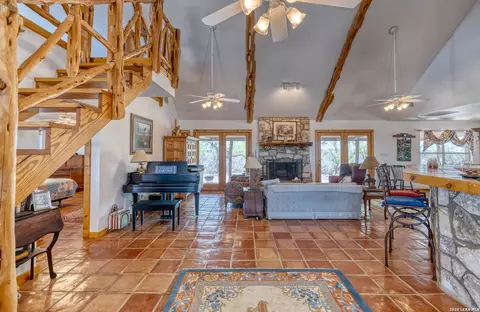 2292 County Road 400, Uvalde, TX 78801