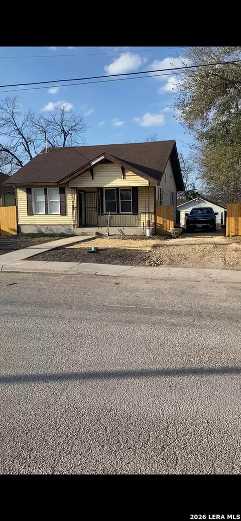 637 Canton, San Antonio, TX 78202