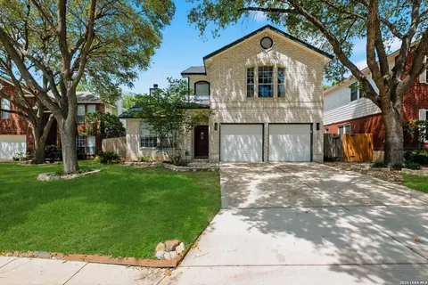 12215 Stable Knl, San Antonio, TX 78249