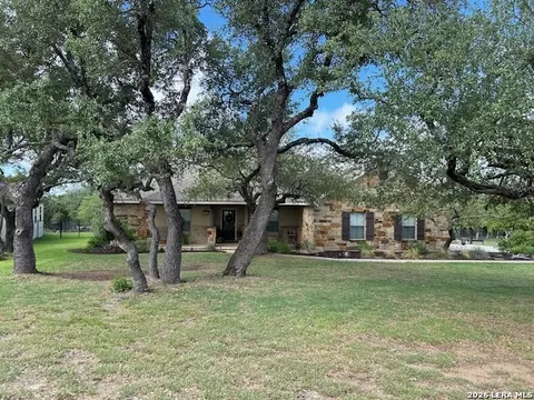 1715 Mountain Spgs, Canyon Lake, TX 78133
