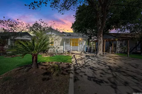 119 Rollins Ave, San Antonio, TX 78228