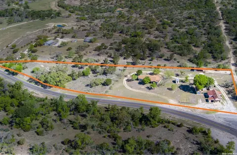 542 Ranch To Market 473, Comfort, TX 78013