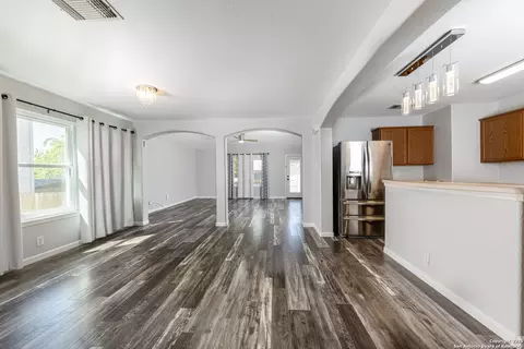 15522 Flowing Spg, San Antonio, TX 78247