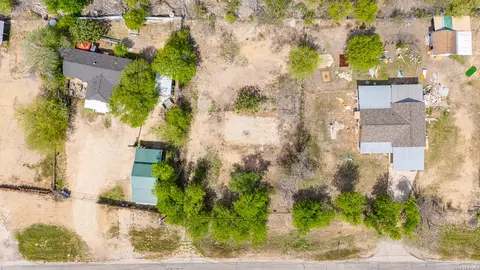 13947 Somerset, Von Ormy, TX 78073 photo 2