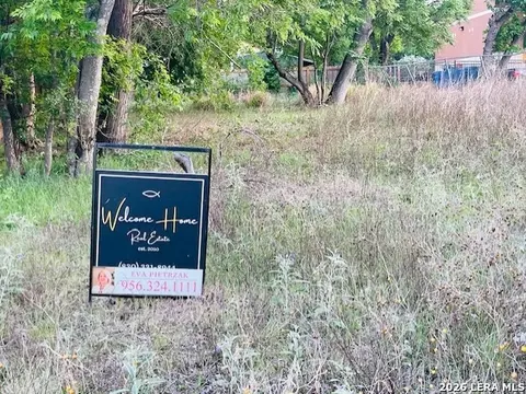 114 Stella St, San Antonio, TX 78203