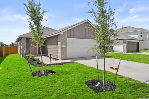 15427 Mint Patch Mdw, Von Ormy, TX 78073