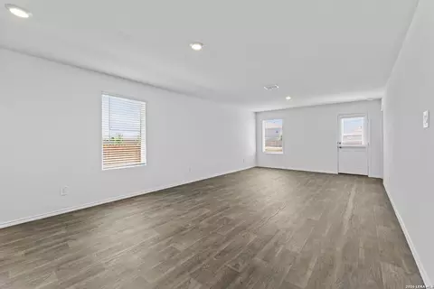 Living - 15427 Mint Patch Mdw, Von Ormy, TX 78073 photo 1 of 3