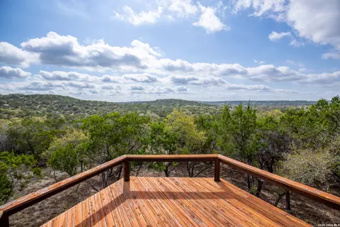 tbd Rustling Rdg, Bulverde, TX 78163