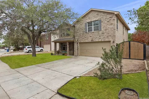 8918 John Barrett, San Antonio, TX 78240