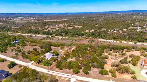 360 Palomino Spgs, Bandera, TX 78003