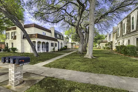 626 Strings Dr #59, San Antonio, TX 78216