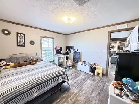 152 County Road 2667, Devine, TX 78016 photo 44