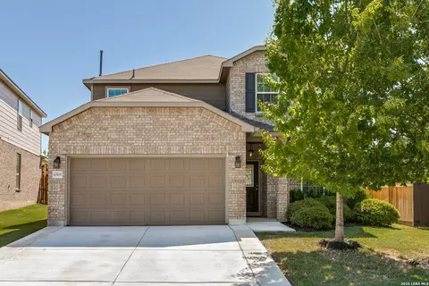 10106 Cowboy Ln, San Antonio, TX 78254