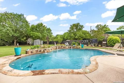 12470 Cedar Trl, Helotes, TX 78023