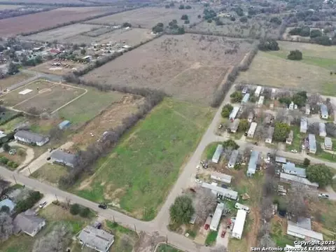 0 Ave P 11th, Hondo, TX 78861