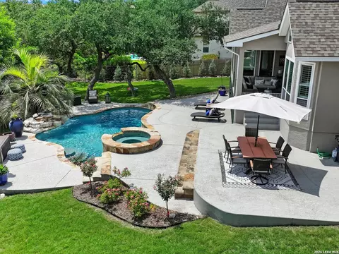 922 Split Fairway, San Antonio, TX 78260