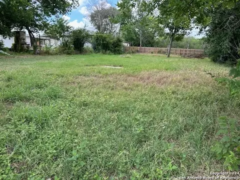 1610 Donaldson Ave, San Antonio, TX 78228