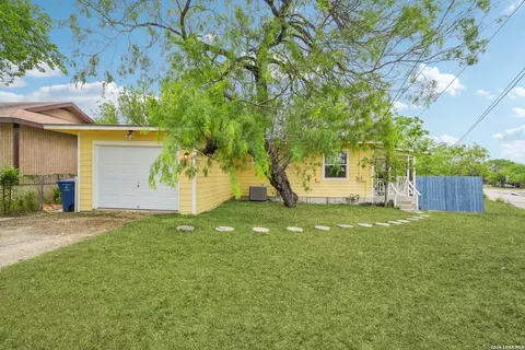 12702 Middle Ln, San Antonio, TX 78217