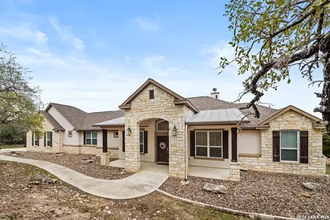 1434 Village Top, Canyon Lake, TX 78133