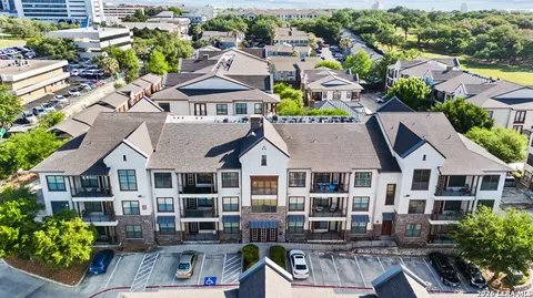 7342 Oak Manor Dr #1302, San Antonio, TX 78229