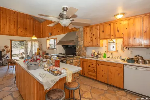 Kitchen - 3655 N Seco Rd, Utopia, TX 78884 photo 4 of 4