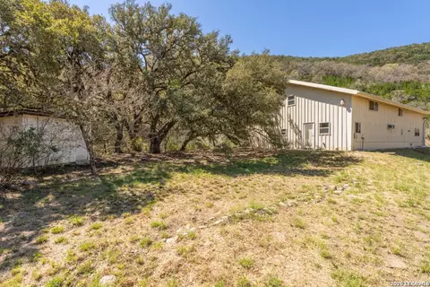 Exterior - 3655 N Seco Rd, Utopia, TX 78884 photo 4 of 4