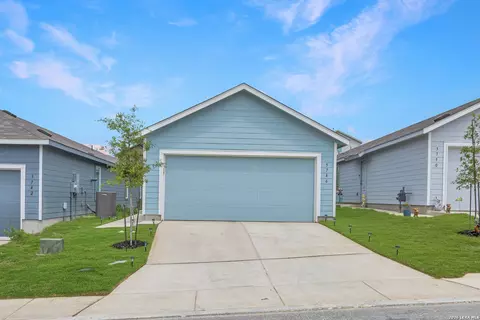 3746 Glade Crk, San Antonio, TX 78245