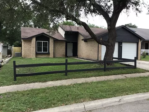 11009 Forest Crown, Live Oak, TX 78233
