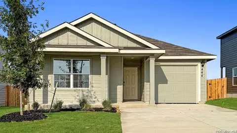 444 American Robin Way, San Antonio, TX 78253